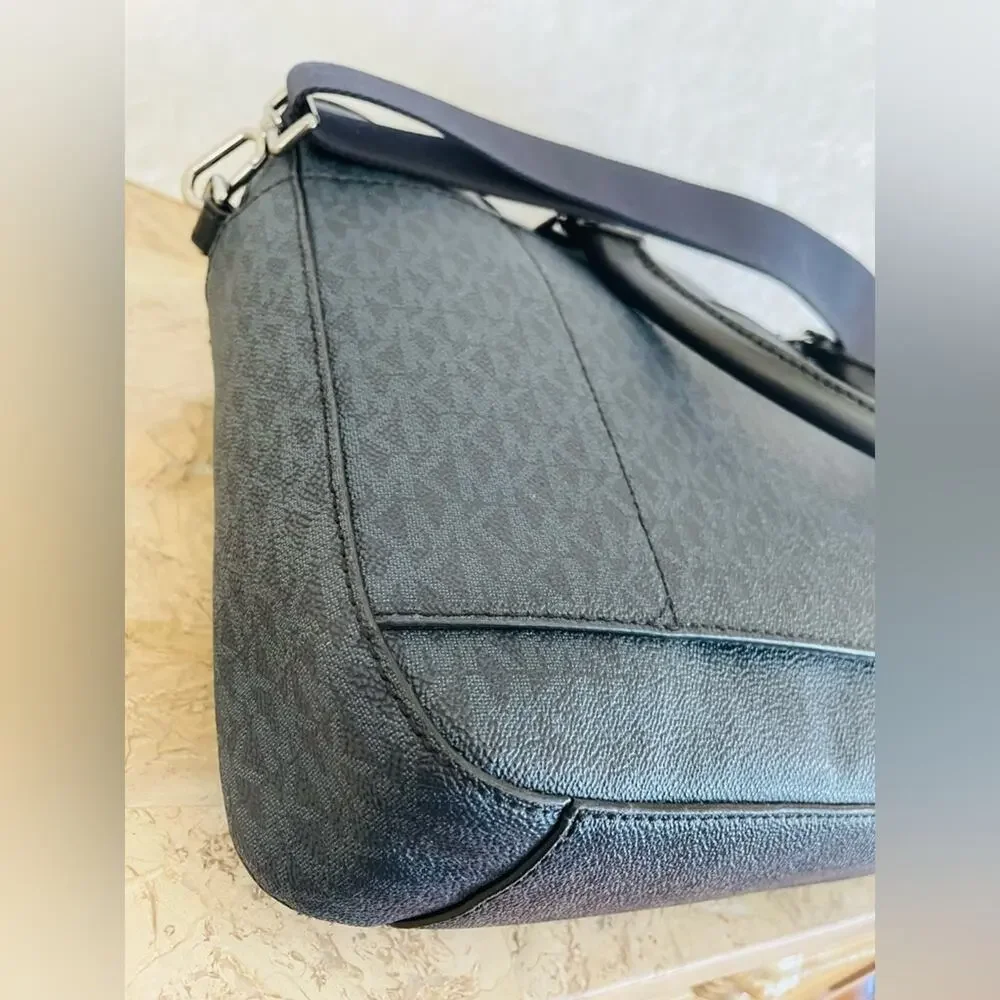 MICHAEL KORS Harrison blue/navy leather briefcass